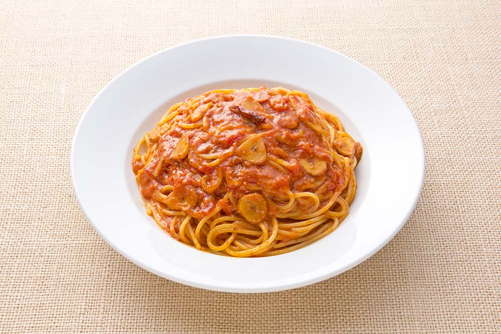 トマトとニンニクのスパゲッティ