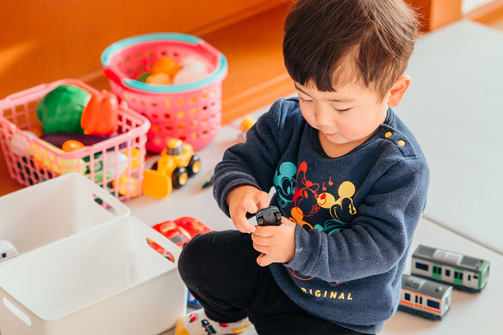 月齢にあわせた玩具を準備 月齢にあわせた玩具を準備